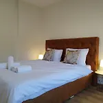 Sunny Balcony 2br Center Пловдив