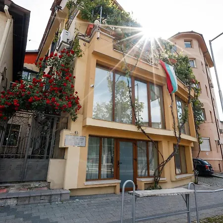 Sunny Balcony 2br Center * Пловдив