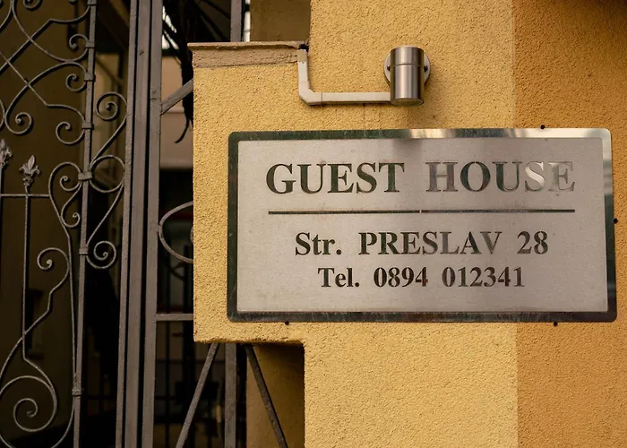 Sunny Balcony 2Br Apartment Top Center * Plovdiv