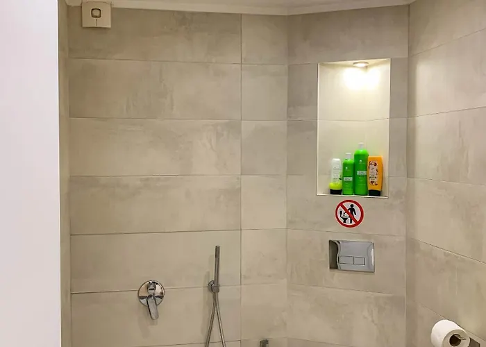 Sunny Balcony 2Br Apartment Top Center Apartment Plovdiv