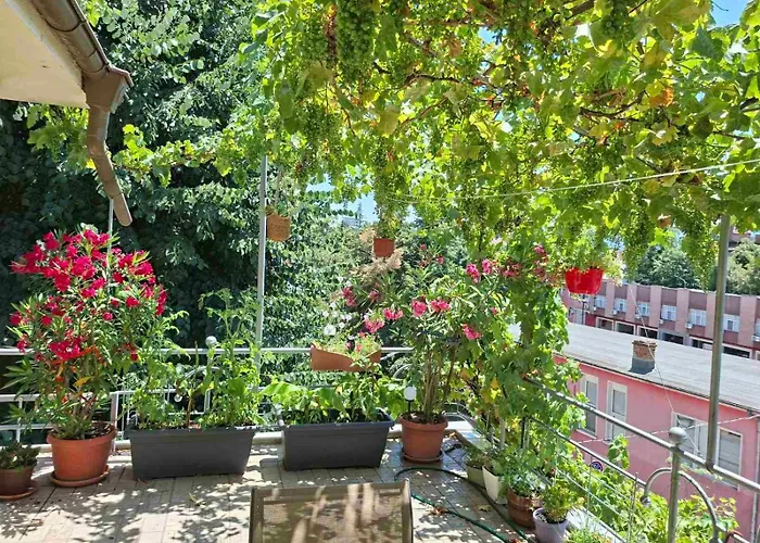Sunny Balcony 2Br Apartment Top Center Apartment Plovdiv