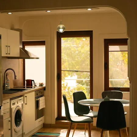 Sunny Balcony 2br Center * Filibe