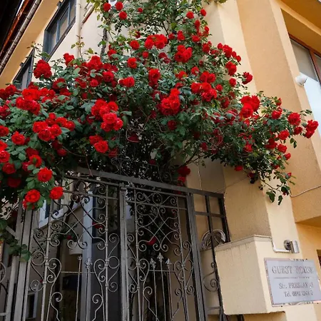 2-bedroom Flat - Sunny Balcony * Plowdiw