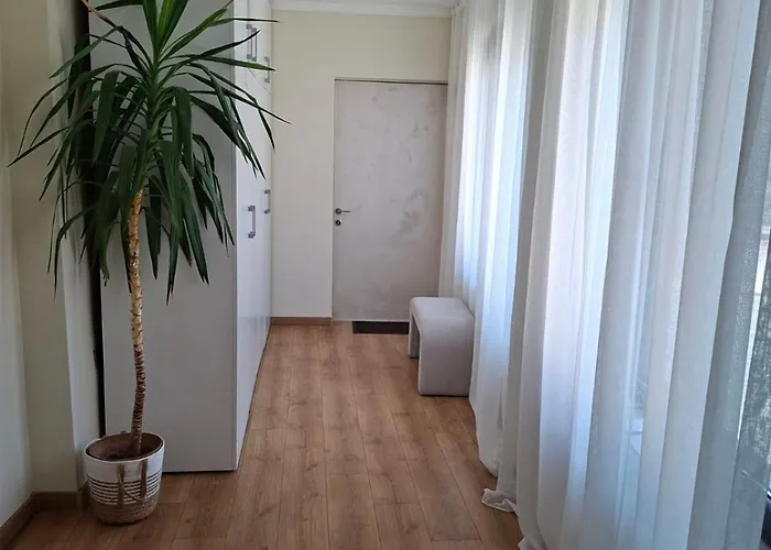 דירה Sunny Balcony 2br Center פלובדיב